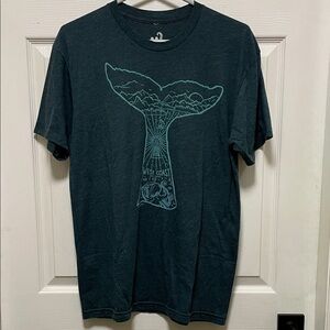 WESTCOASTEES |WhaleTail |West Coast Best Coast |Graphic Tee |Adult Unisex|Size M